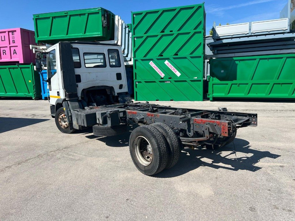 IVECO 80E15 A TELAIO - Chassis vrachtwagen: afbeelding 4 IVECO 80E15 A TELAIO - Chassis vrachtwagen: afbeelding 4