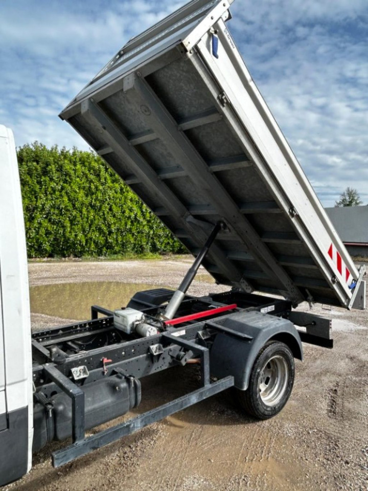 Kipper bestelwagen IVECO DAILY 35.140 RIBALTABILE: afbeelding 16 Kipper bestelwagen IVECO DAILY 35.140 RIBALTABILE: afbeelding 16