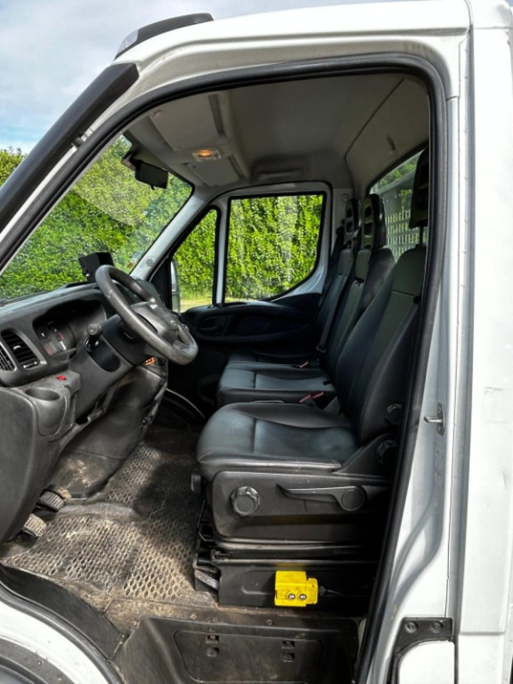 Kipper bestelwagen IVECO DAILY 35.140 RIBALTABILE: afbeelding 11 Kipper bestelwagen IVECO DAILY 35.140 RIBALTABILE: afbeelding 11