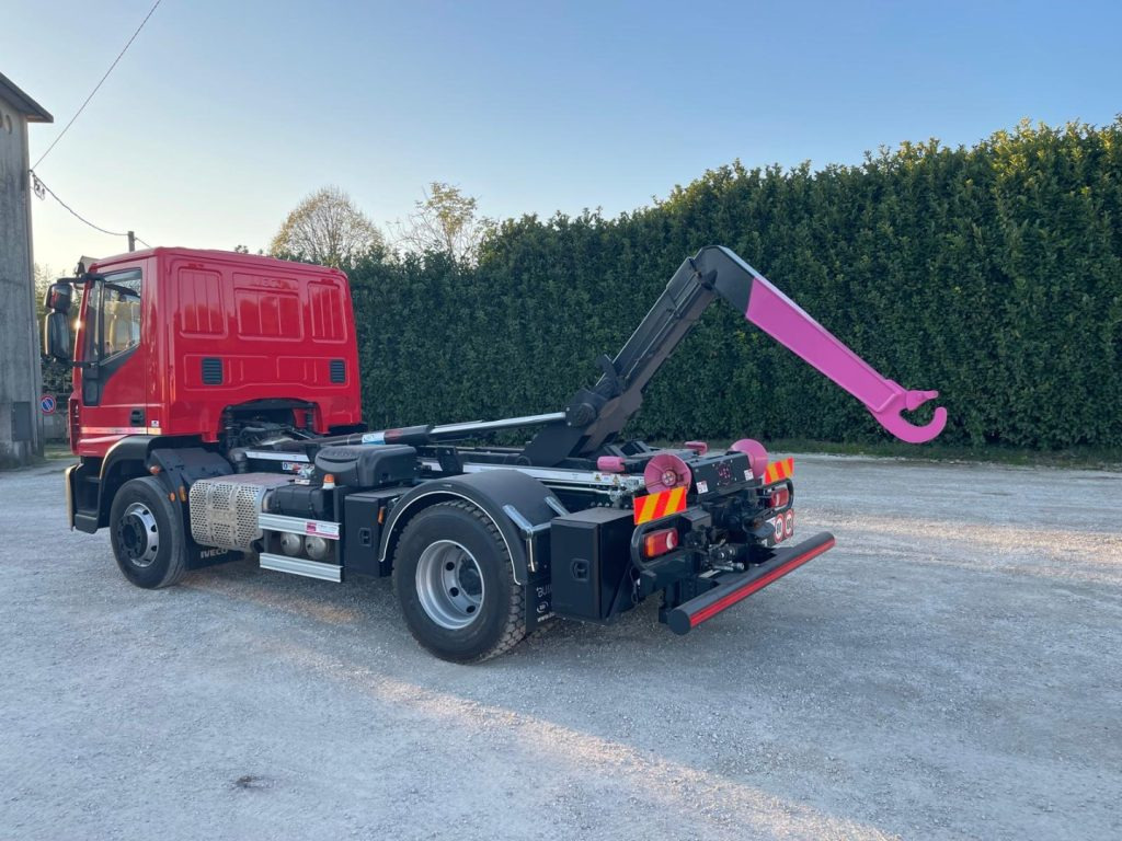 Haakarmsysteem vrachtwagen IVECO EUROCARGO 160E32 CON SCARRABILE NUOVO: afbeelding 14