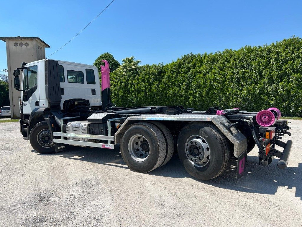 IVECO STRALIS 460 SCARRABILE - Haakarmsysteem vrachtwagen: afbeelding 2 IVECO STRALIS 460 SCARRABILE - Haakarmsysteem vrachtwagen: afbeelding 2