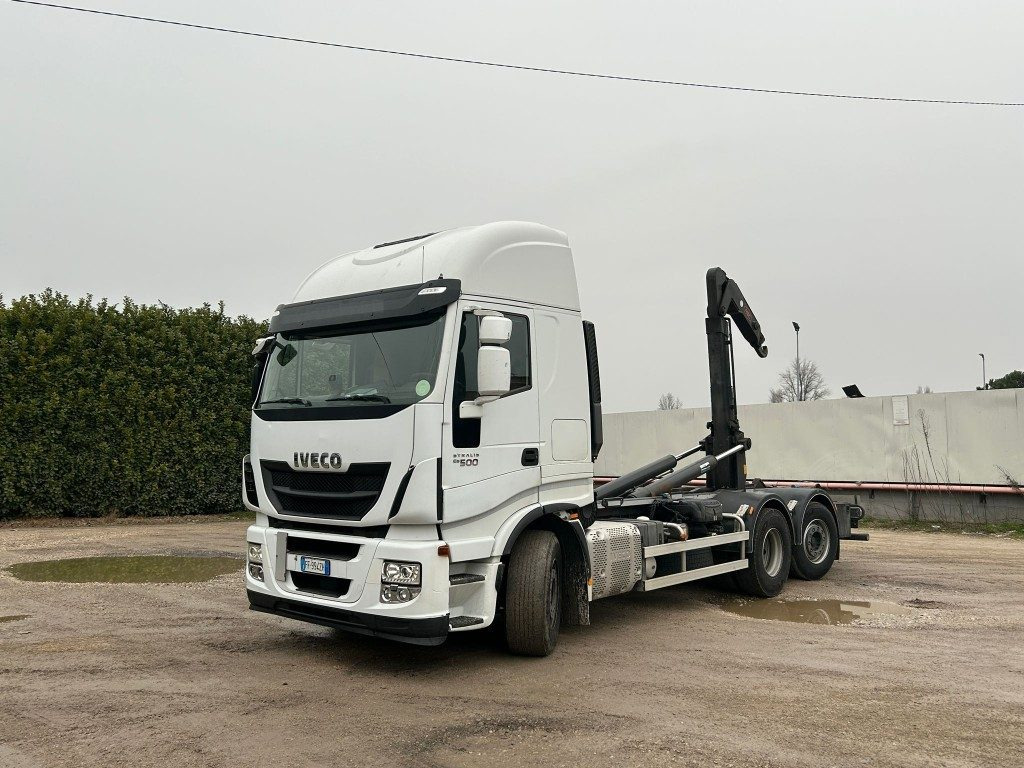 IVECO STRALIS 500 SCARRABILE - Haakarmsysteem vrachtwagen: afbeelding 1 IVECO STRALIS 500 SCARRABILE - Haakarmsysteem vrachtwagen: afbeelding 1