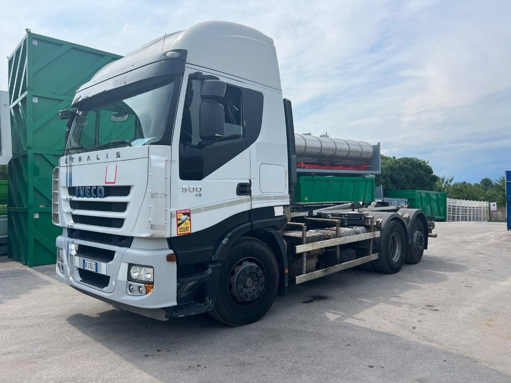 IVECO STRALIS AS260S 50Y SCARRABILE - Haakarmsysteem vrachtwagen: afbeelding 2 IVECO STRALIS AS260S 50Y SCARRABILE - Haakarmsysteem vrachtwagen: afbeelding 2