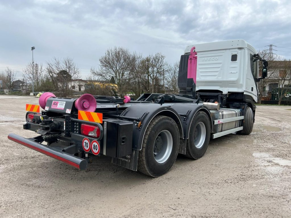 IVECO STRALIS X-WAY 510 TRAKKER SCARRABILE - Haakarmsysteem vrachtwagen: afbeelding 5 IVECO STRALIS X-WAY 510 TRAKKER SCARRABILE - Haakarmsysteem vrachtwagen: afbeelding 5