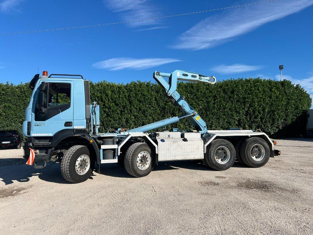 IVECO TRAKKER 450 SCARRABILE - Haakarmsysteem vrachtwagen: afbeelding 3 IVECO TRAKKER 450 SCARRABILE - Haakarmsysteem vrachtwagen: afbeelding 3