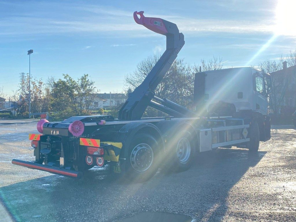 IVECO X-WAY AD280X48 NUOVO SCARRABILE PASSO 4500 - Haakarmsysteem vrachtwagen: afbeelding 5 IVECO X-WAY AD280X48 NUOVO SCARRABILE PASSO 4500 - Haakarmsysteem vrachtwagen: afbeelding 5