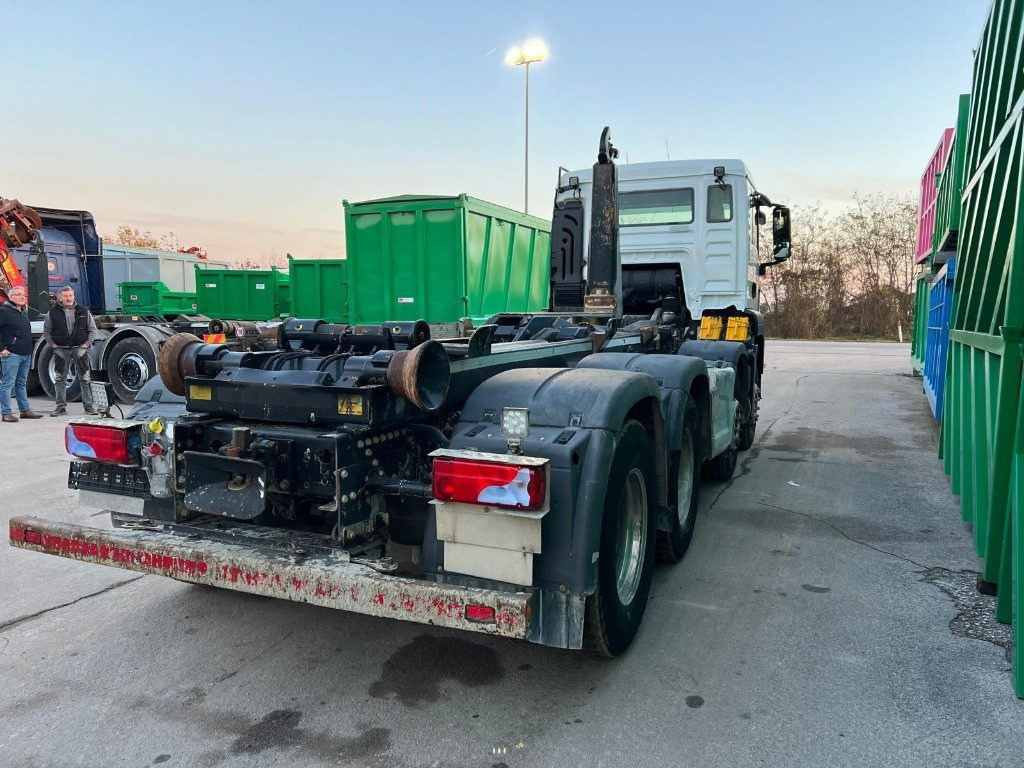 MAN TGS 35.480 SCARRABILE USATO 8X4 - Haakarmsysteem vrachtwagen: afbeelding 5 MAN TGS 35.480 SCARRABILE USATO 8X4 - Haakarmsysteem vrachtwagen: afbeelding 5