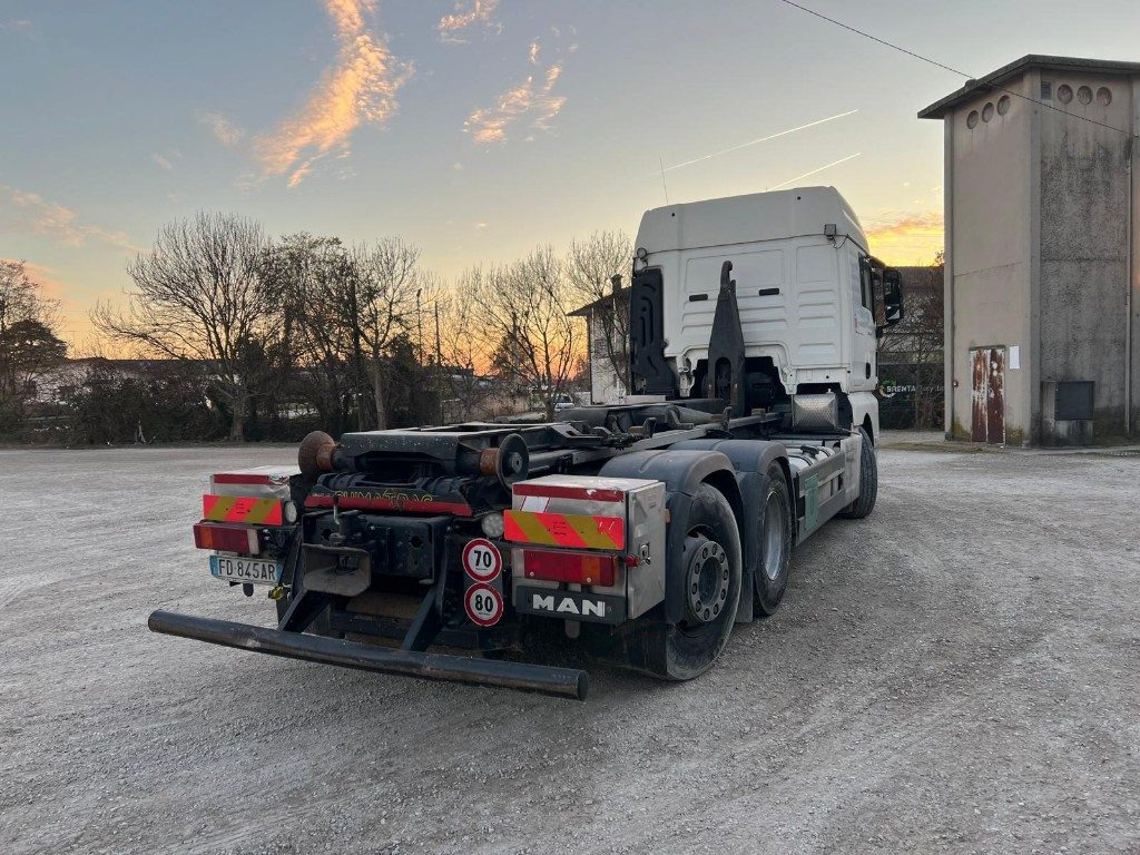 MAN TGX 26.480 USATO SCARRABILE - Haakarmsysteem vrachtwagen: afbeelding 4 MAN TGX 26.480 USATO SCARRABILE - Haakarmsysteem vrachtwagen: afbeelding 4