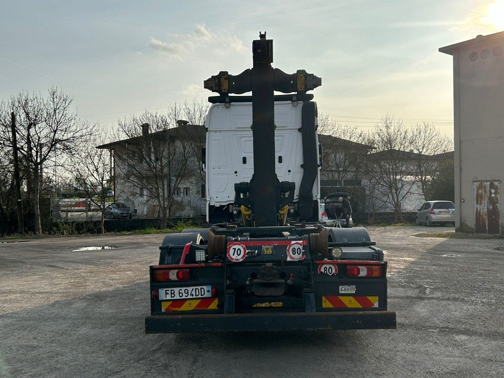 MERCEDES ACTROS 25.51 SCARRABILE - Haakarmsysteem vrachtwagen: afbeelding 3 MERCEDES ACTROS 25.51 SCARRABILE - Haakarmsysteem vrachtwagen: afbeelding 3