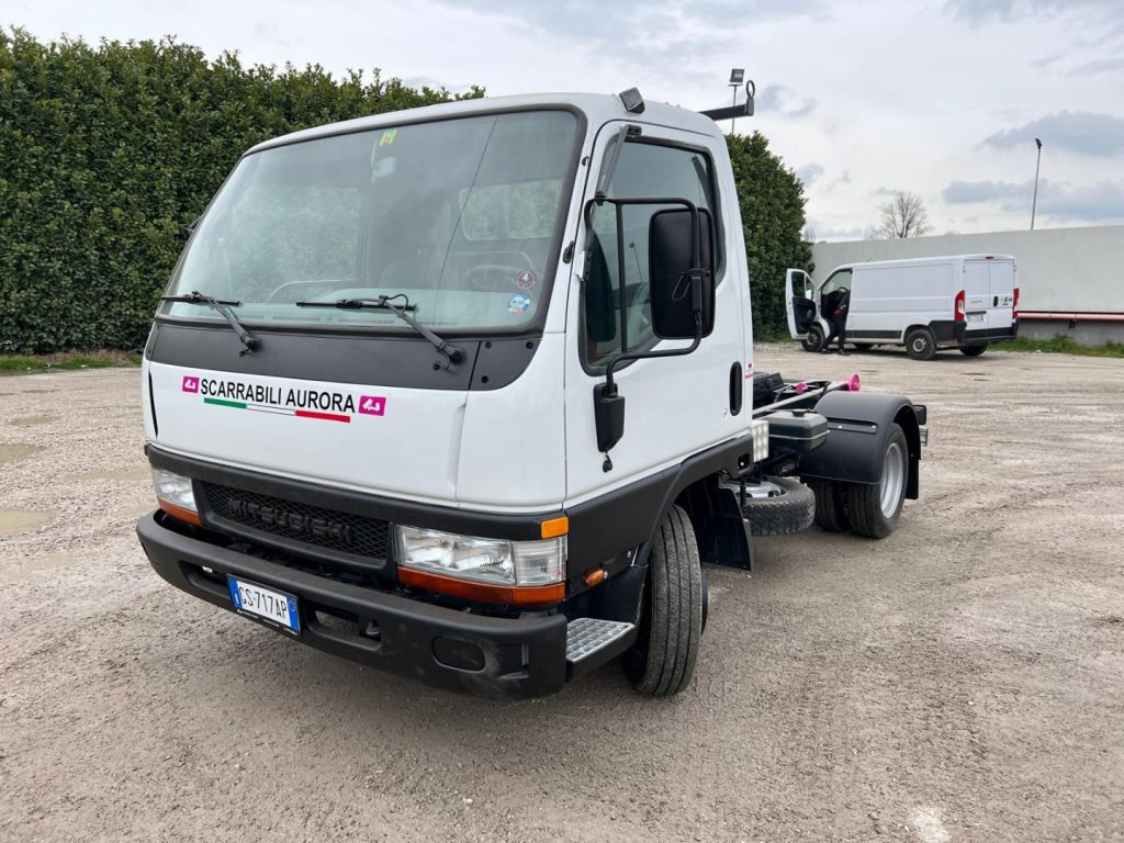 MITSUBISHI CANTER 3.0 SCARRABILE - Haakarmsysteem vrachtwagen: afbeelding 2 MITSUBISHI CANTER 3.0 SCARRABILE - Haakarmsysteem vrachtwagen: afbeelding 2