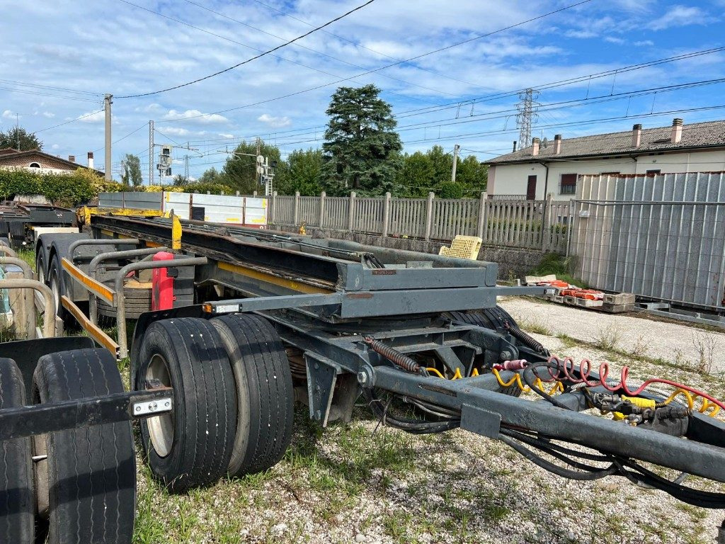 PIACENZA RIMORCHIO PIACENZA SCARRABILE BALESTRATO - Haakarm/ Portaalarm aanhanger: afbeelding 4 PIACENZA RIMORCHIO PIACENZA SCARRABILE BALESTRATO - Haakarm/ Portaalarm aanhanger: afbeelding 4