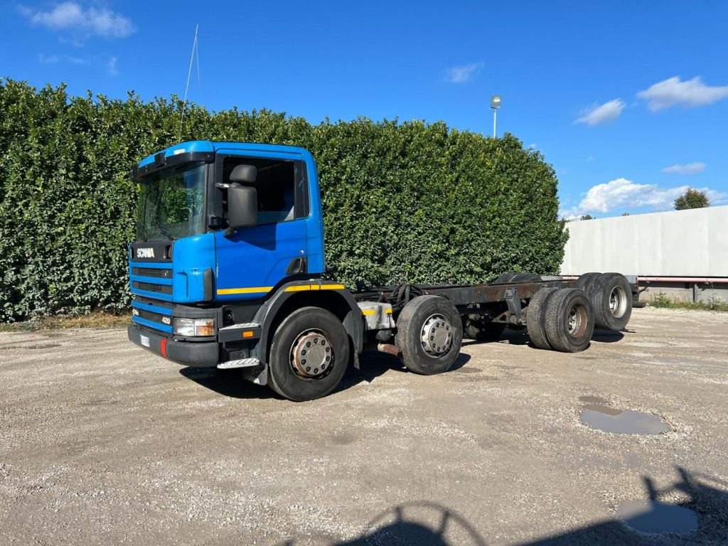 SCANIA 124GB 420 A TELAIO - Chassis vrachtwagen: afbeelding 3 SCANIA 124GB 420 A TELAIO - Chassis vrachtwagen: afbeelding 3