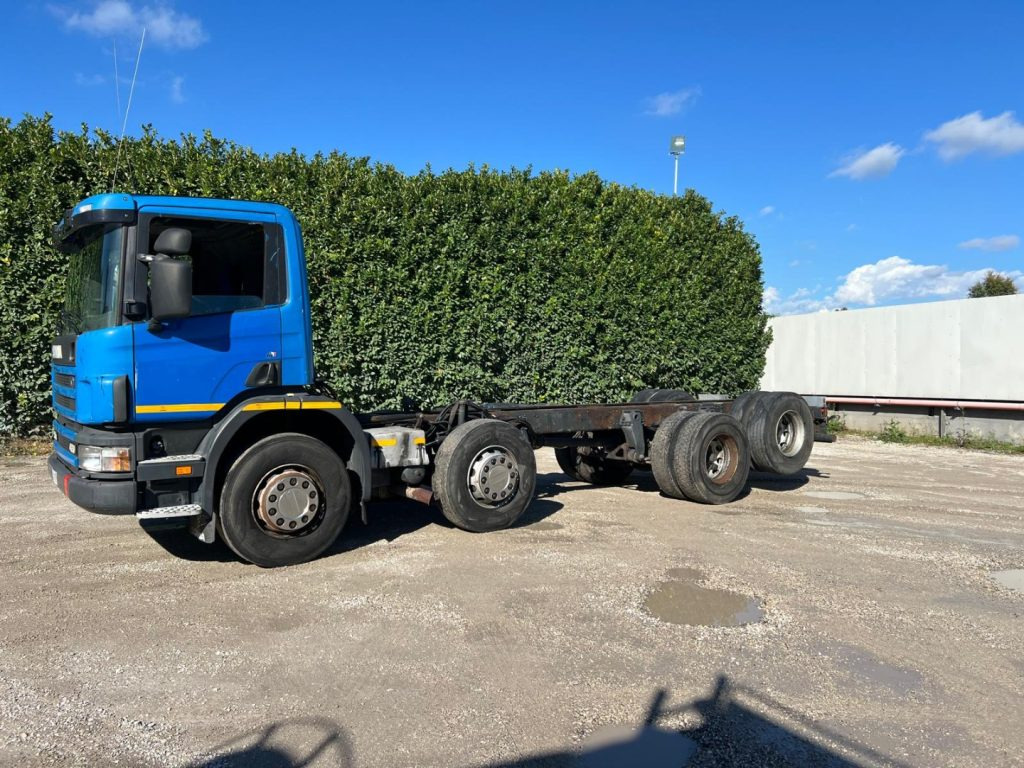 SCANIA 124GB 420 A TELAIO - Chassis vrachtwagen: afbeelding 2 SCANIA 124GB 420 A TELAIO - Chassis vrachtwagen: afbeelding 2