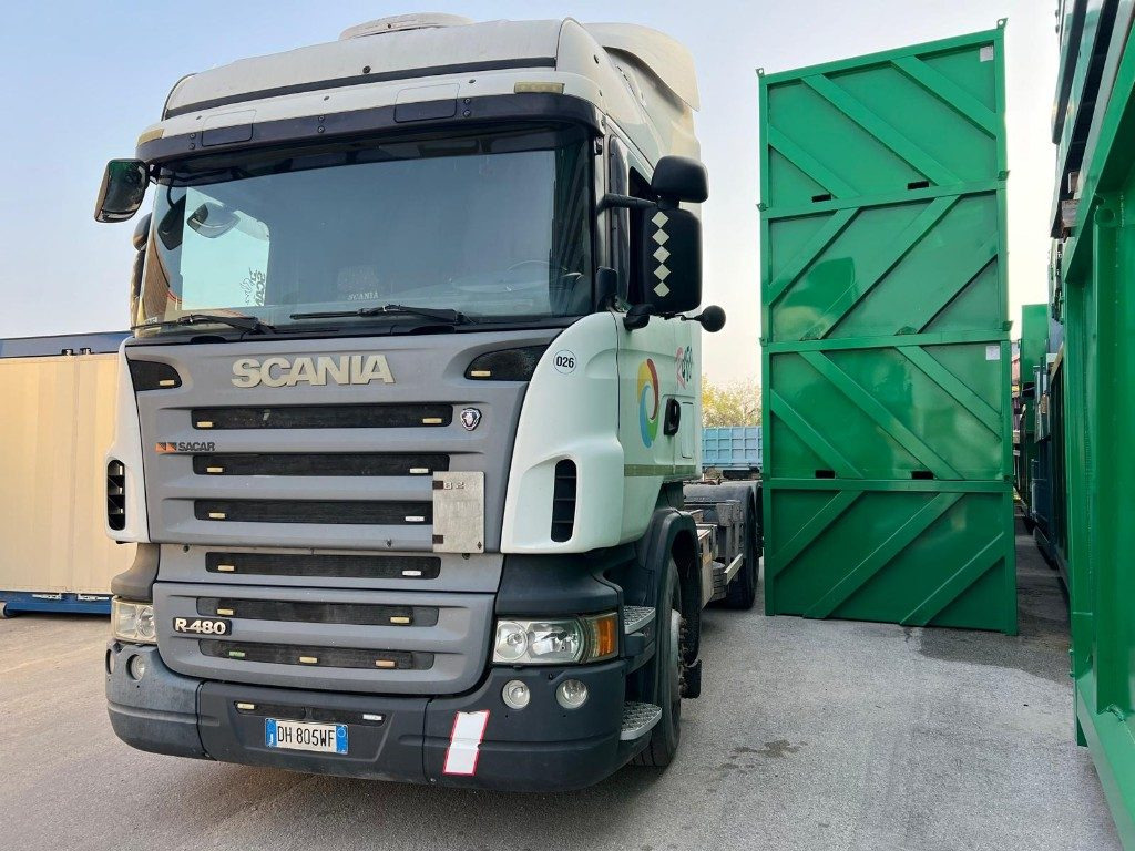 SCANIA R480 USATO SCARRABILE 6X2 - Haakarmsysteem vrachtwagen: afbeelding 1 SCANIA R480 USATO SCARRABILE 6X2 - Haakarmsysteem vrachtwagen: afbeelding 1