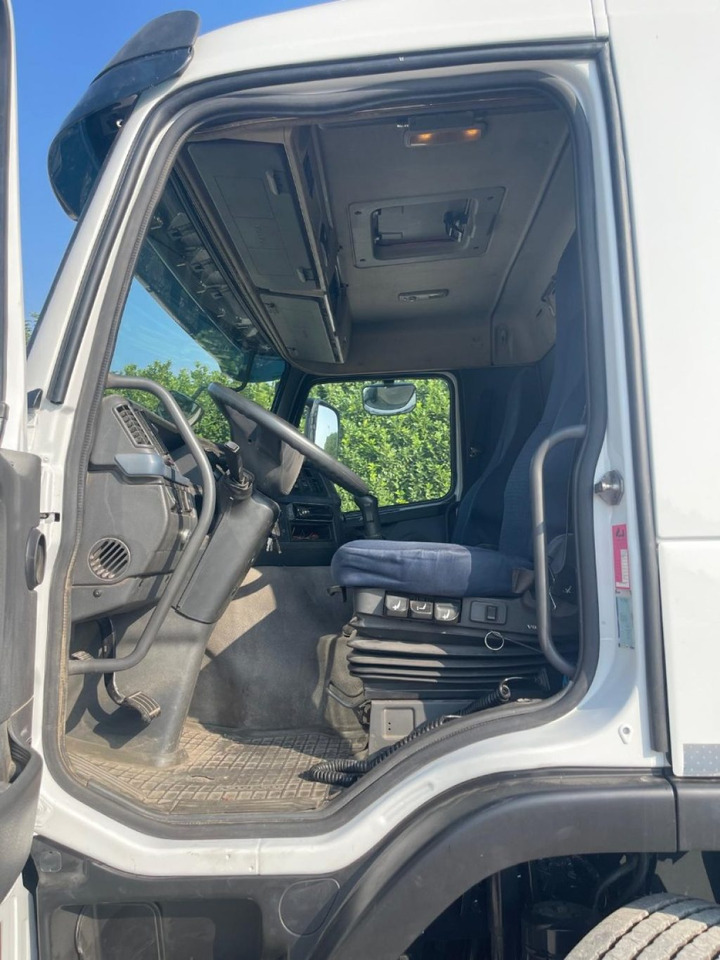 VOLVO FM9 SCARRABILE - Haakarmsysteem vrachtwagen: afbeelding 2 VOLVO FM9 SCARRABILE - Haakarmsysteem vrachtwagen: afbeelding 2