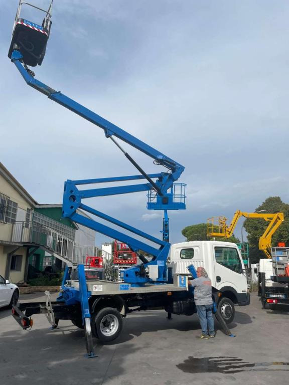 CTE Z19 - Vrachtwagen hoogwerker: afbeelding 2 CTE Z19 - Vrachtwagen hoogwerker: afbeelding 2