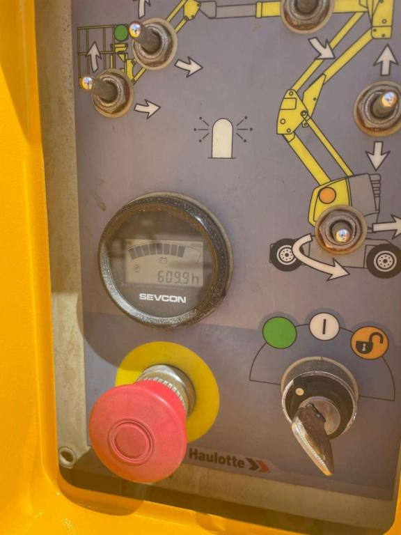 Haulotte HA15IP - Knikarmhoogwerker: afbeelding 3 Haulotte HA15IP - Knikarmhoogwerker: afbeelding 3