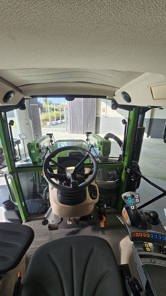 FENDT 211S VARIO - Tractor: afbeelding 3 FENDT 211S VARIO - Tractor: afbeelding 3