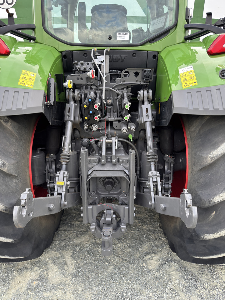 FENDT 728 PROFI PLUS - Landbouwmachine: afbeelding 4 FENDT 728 PROFI PLUS - Landbouwmachine: afbeelding 4
