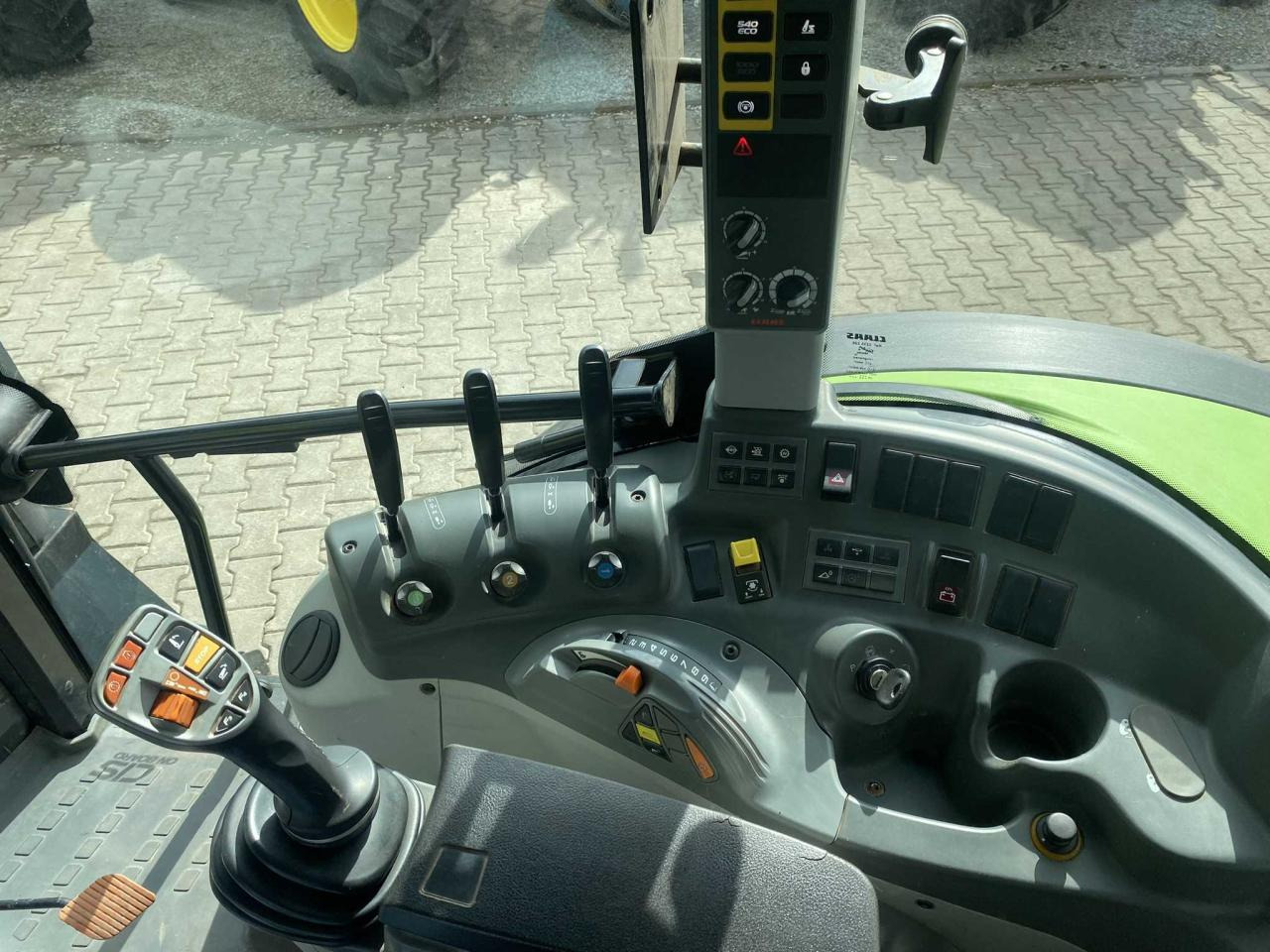 Tractor CLAAS Arion 420 CIS 2913: afbeelding 8