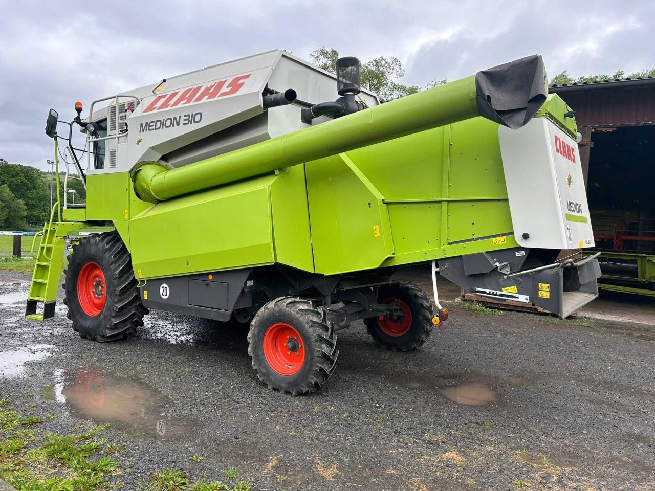 CLAAS Medion 310 - Maaidorser: afbeelding 2 CLAAS Medion 310 - Maaidorser: afbeelding 2
