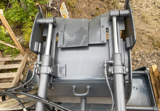 BobcatAsfalttijyrsin 600 - Aanbouwdeel voor Bouwmachine: afbeelding 3 BobcatAsfalttijyrsin 600 - Aanbouwdeel voor Bouwmachine: afbeelding 3