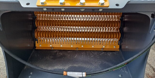 Vipermetal4-1500 - Puinbak: afbeelding 2 Vipermetal4-1500 - Puinbak: afbeelding 2