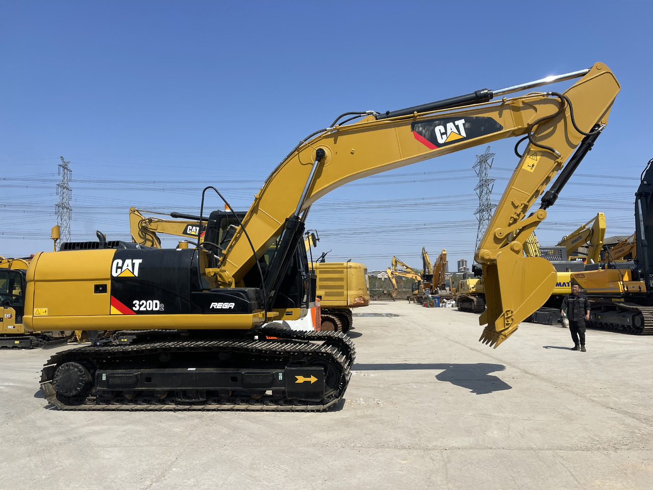 CATERPILLAR 320D2 - Rupsgraafmachine: afbeelding 5 CATERPILLAR 320D2 - Rupsgraafmachine: afbeelding 5