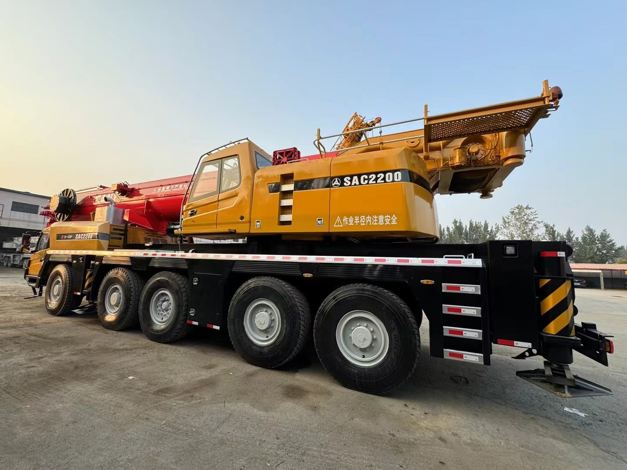 SANY SAC220 200TON 220 ton Truck CRANE all terrain crane - Alle terrein kraan: afbeelding 3 SANY SAC220 200TON 220 ton Truck CRANE all terrain crane - Alle terrein kraan: afbeelding 3