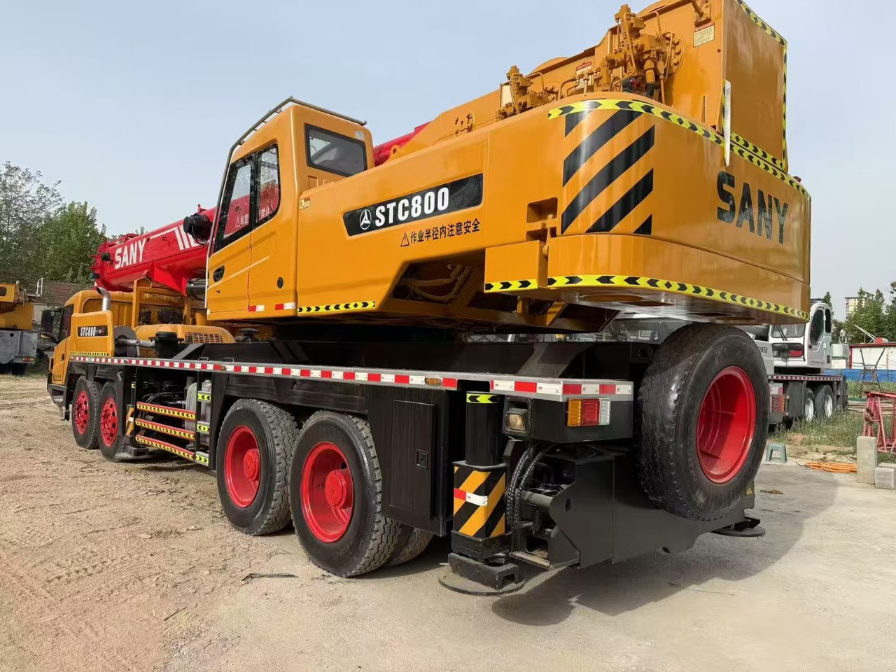 SANY STC800 STC800E STC800T STC80T5 STC800H STC750 75 ton 80ton truck crane - Mobiele kraan: afbeelding 3 SANY STC800 STC800E STC800T STC80T5 STC800H STC750 75 ton 80ton truck crane - Mobiele kraan: afbeelding 3