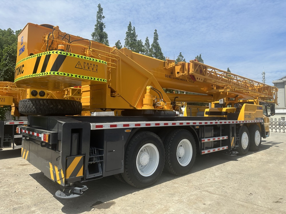 XCMG 70 ton QY70KC XCT75 QY75K QY70KS QY50KC QY100K truck crane - Mobiele kraan: afbeelding 4 XCMG 70 ton QY70KC XCT75 QY75K QY70KS QY50KC QY100K truck crane - Mobiele kraan: afbeelding 4