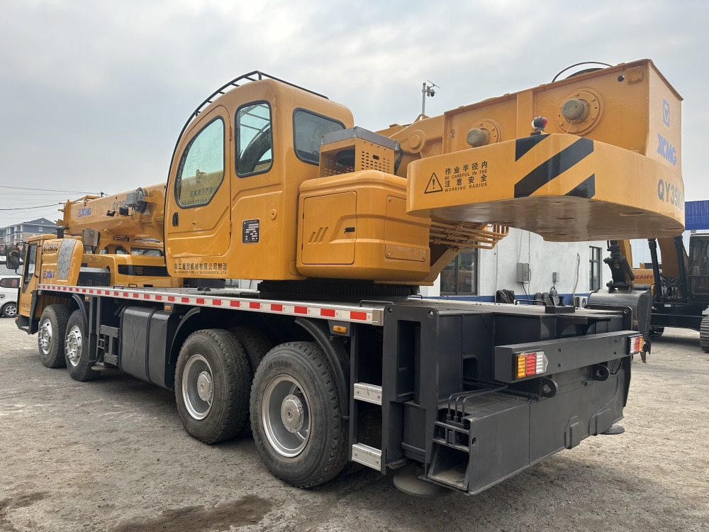 XCMG QY35K xct35l5 qy35k5c 35 ton truck crane - Mobiele kraan: afbeelding 2 XCMG QY35K xct35l5 qy35k5c 35 ton truck crane - Mobiele kraan: afbeelding 2