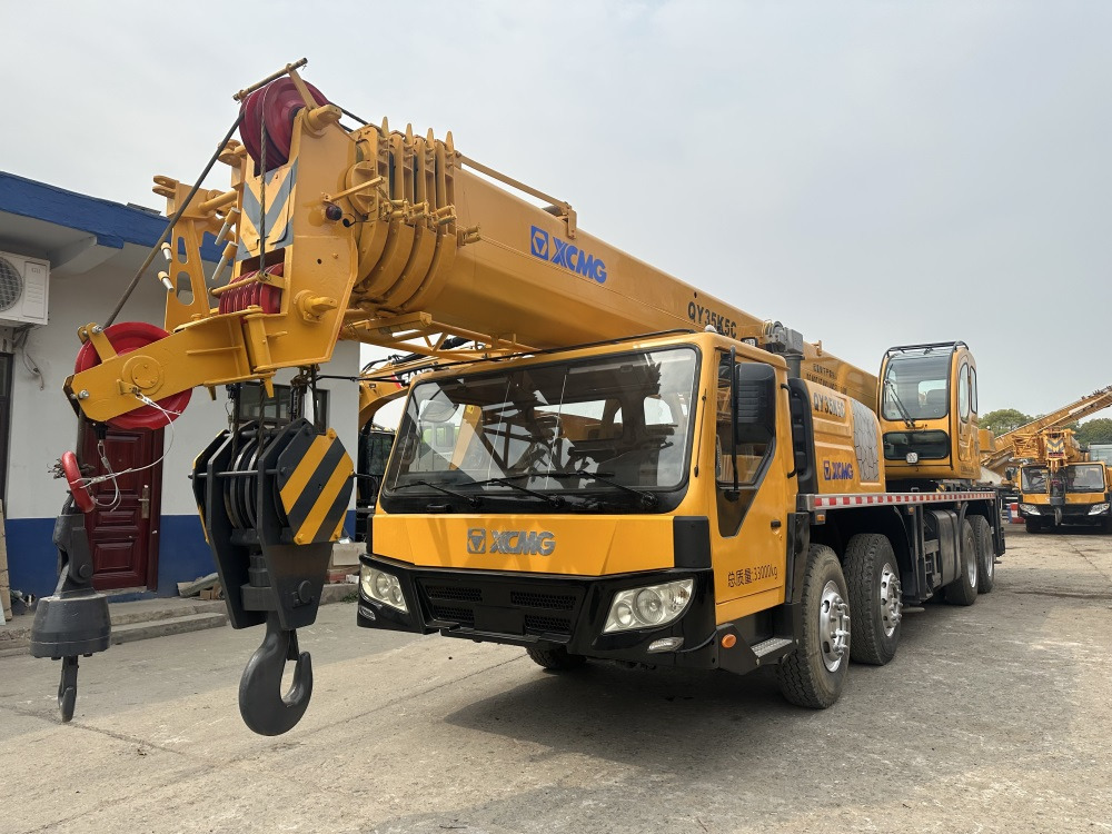 XCMG QY35K xct35l5 qy35k5c 35 ton truck crane - Mobiele kraan: afbeelding 1 XCMG QY35K xct35l5 qy35k5c 35 ton truck crane - Mobiele kraan: afbeelding 1