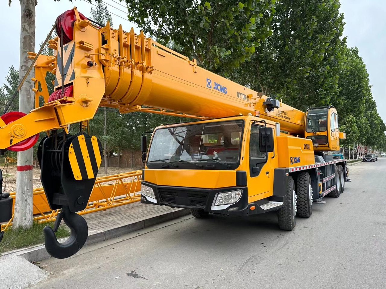 XCMG QY70K - Mobiele kraan: afbeelding 1 XCMG QY70K - Mobiele kraan: afbeelding 1