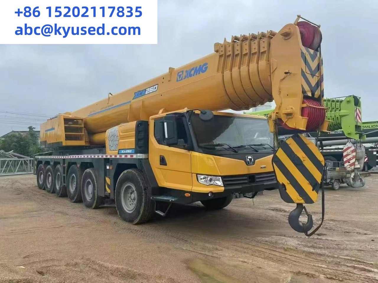 XCMG XCA300 XCA260 300ton 260ton 250ton 220ton 200ton 180ton used crane - Alle terrein kraan: afbeelding 2 XCMG XCA300 XCA260 300ton 260ton 250ton 220ton 200ton 180ton used crane - Alle terrein kraan: afbeelding 2