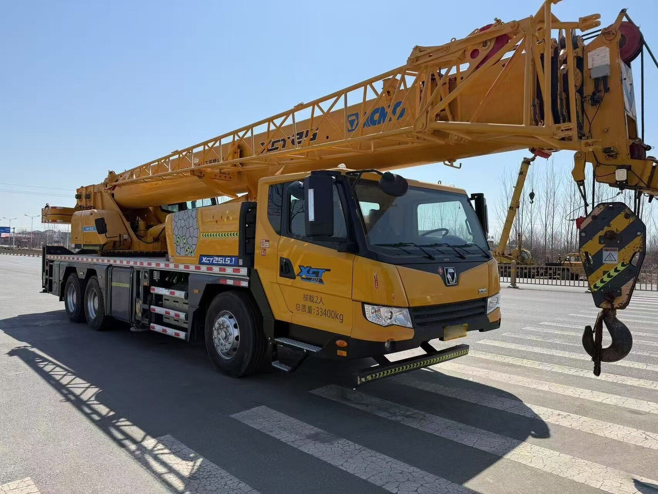 XCMG XCT25L5 QY25K5C QY25K5D 25ton 30ton 35ton used mobile crane - Mobiele kraan: afbeelding 2 XCMG XCT25L5 QY25K5C QY25K5D 25ton 30ton 35ton used mobile crane - Mobiele kraan: afbeelding 2