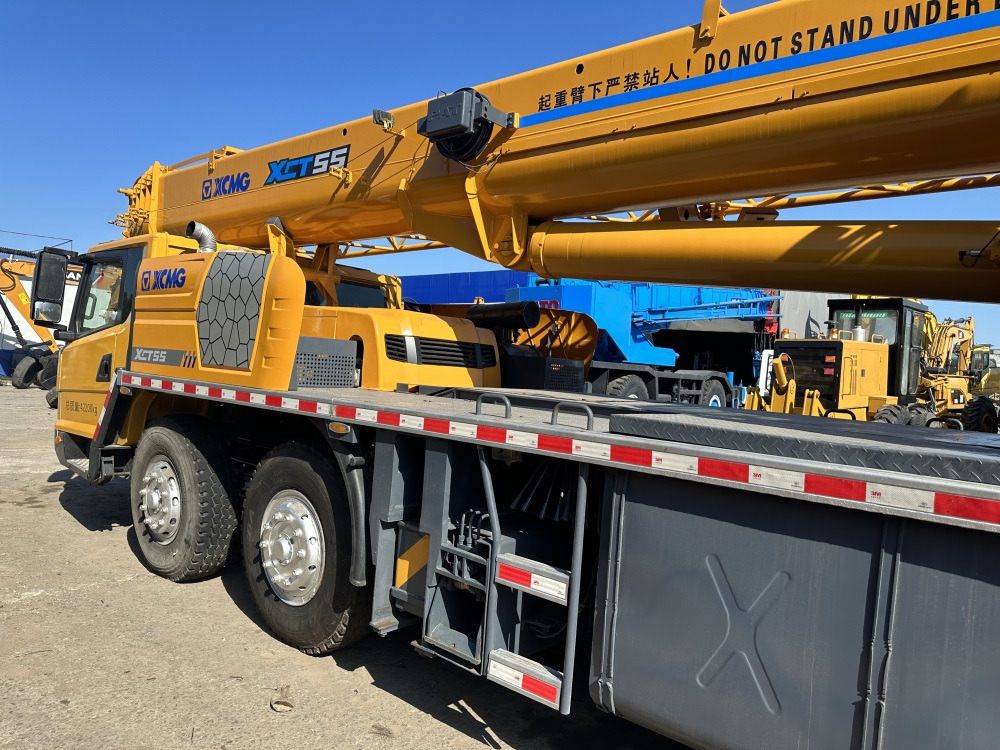 XCMG XCT55 XCT50 QY50KC QY50KA QY50K-II 55 ton 50 ton truck crane - Mobiele kraan: afbeelding 5 XCMG XCT55 XCT50 QY50KC QY50KA QY50K-II 55 ton 50 ton truck crane - Mobiele kraan: afbeelding 5