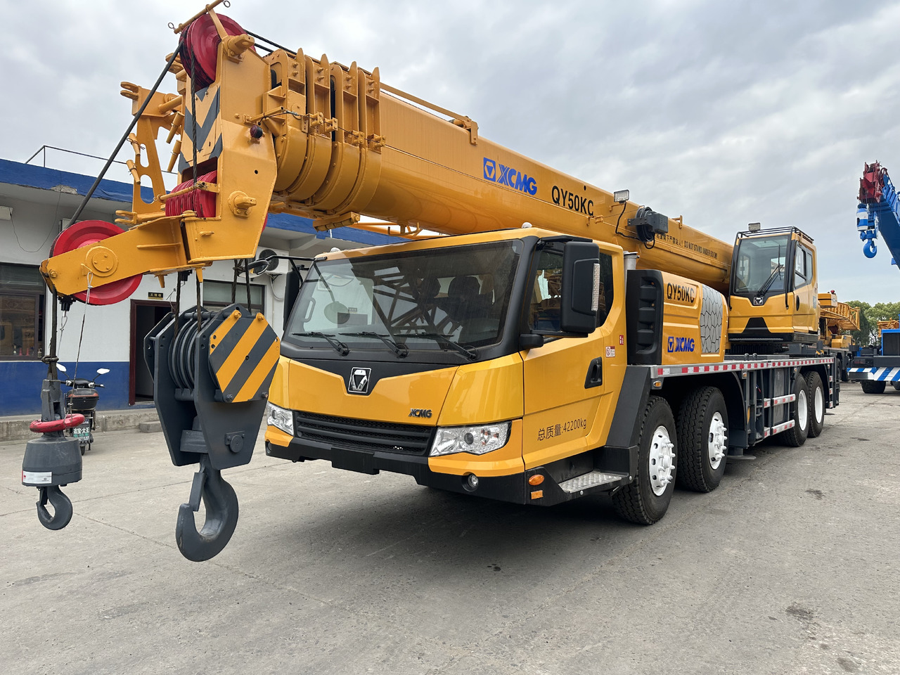 XCMG qy50kc xct55 qy55kc 50ton 55 ton 70 ton 85 ton 90 ton 100 ton 110 ton 130 ton truck crane - Mobiele kraan: afbeelding 1 XCMG qy50kc xct55 qy55kc 50ton 55 ton 70 ton 85 ton 90 ton 100 ton 110 ton 130 ton truck crane - Mobiele kraan: afbeelding 1
