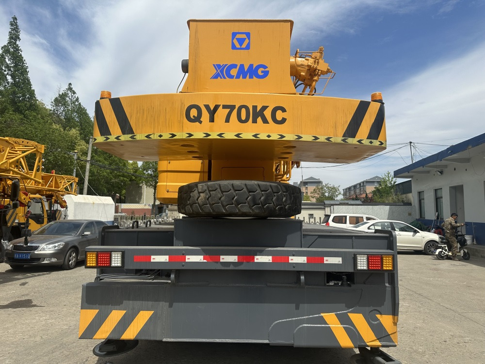 XCMG qy70kc xct75 qy75kc 70ton 75 ton 80 ton 85 ton 90 ton 100 ton 110 ton 130 ton truck crane - Mobiele kraan: afbeelding 5 XCMG qy70kc xct75 qy75kc 70ton 75 ton 80 ton 85 ton 90 ton 100 ton 110 ton 130 ton truck crane - Mobiele kraan: afbeelding 5