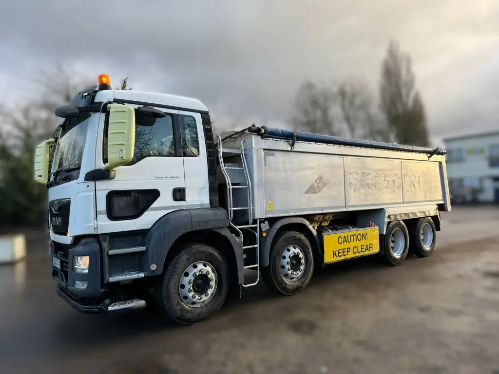 MAN TGS 32.400 Tipper 8x4 - RHD - Kipper vrachtwagen: afbeelding 1 MAN TGS 32.400 Tipper 8x4 - RHD - Kipper vrachtwagen: afbeelding 1