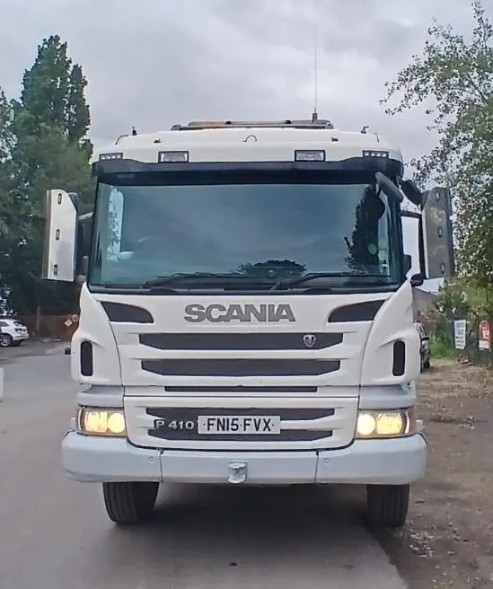 Scania Tipper 8x4 - RHD (FVX) - Kipper vrachtwagen: afbeelding 2 Scania Tipper 8x4 - RHD (FVX) - Kipper vrachtwagen: afbeelding 2