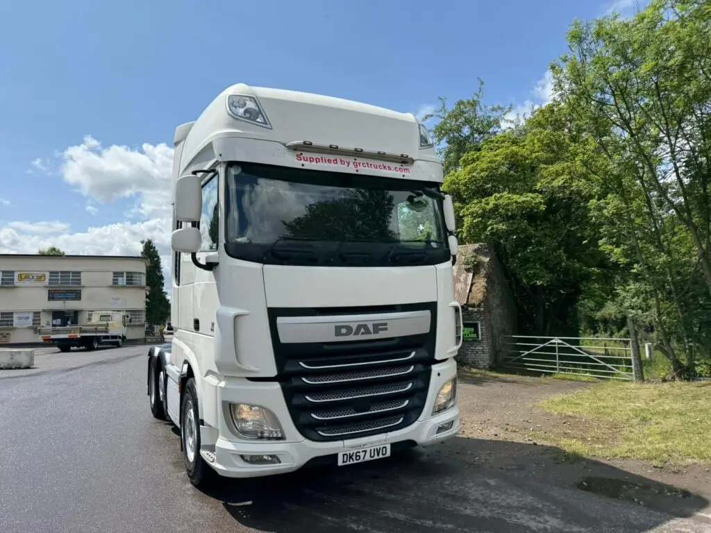 DAF XF 105 - Trekker: afbeelding 2 DAF XF 105 - Trekker: afbeelding 2