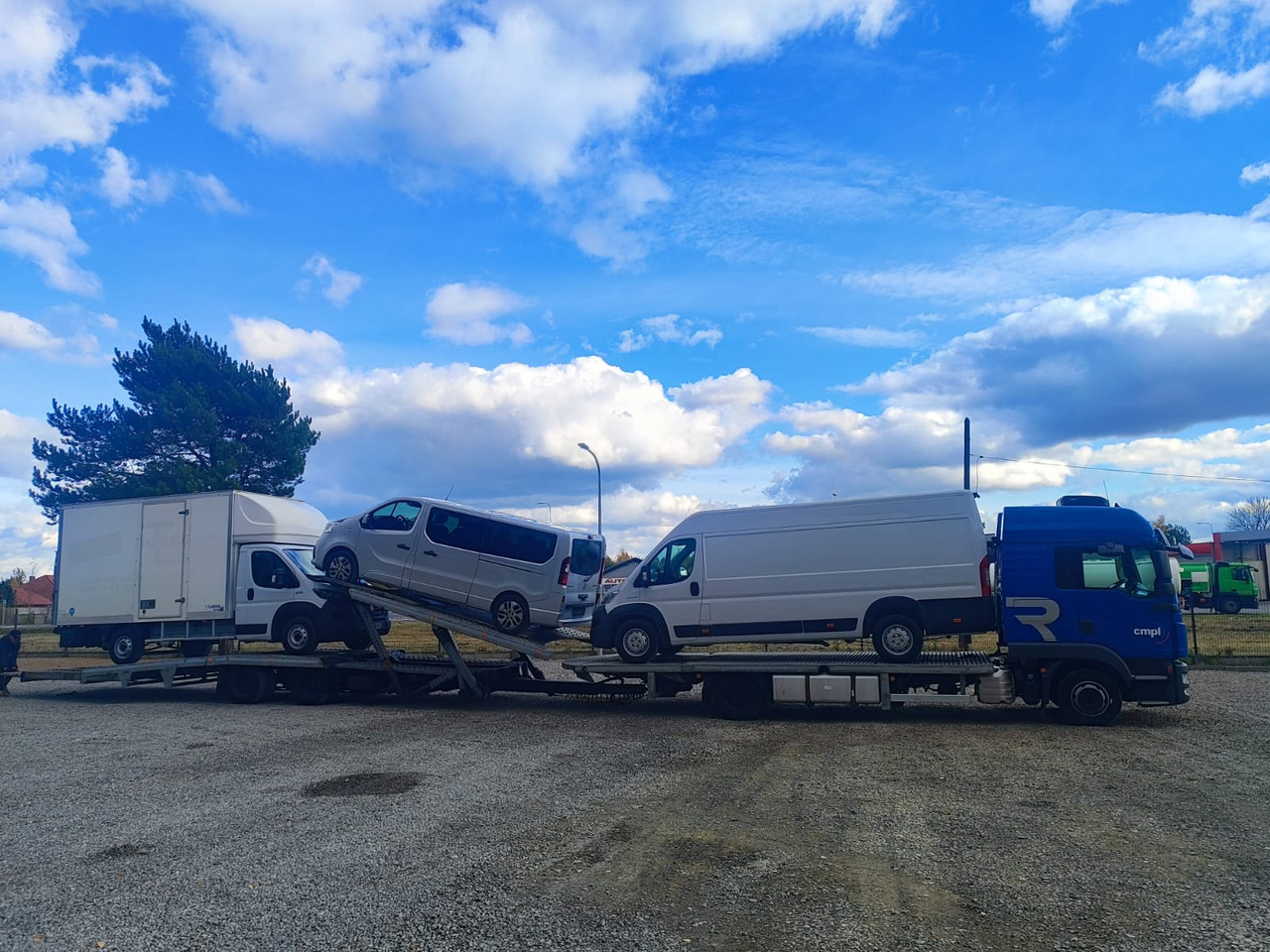 Autovrachtwagen vrachtwagen voor het vervoer van zwaar materieel MAN TGL: afbeelding 8 Autovrachtwagen vrachtwagen voor het vervoer van zwaar materieel MAN TGL: afbeelding 8