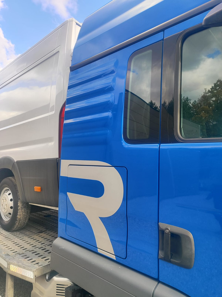 Autovrachtwagen vrachtwagen voor het vervoer van zwaar materieel MAN TGL: afbeelding 11 Autovrachtwagen vrachtwagen voor het vervoer van zwaar materieel MAN TGL: afbeelding 11