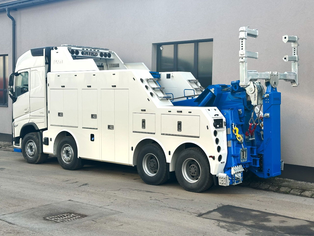 Volvo FH NEW ER4120 4 winches Volvo FH 540 8x4 WB5,6 - Bergingsvoertuig: afbeelding 1 Volvo FH NEW ER4120 4 winches Volvo FH 540 8x4 WB5,6 - Bergingsvoertuig: afbeelding 1
