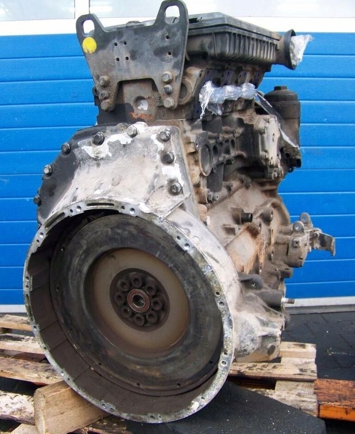 Mercedes-Benz OM922 Mercedes-Benz truck - Motor voor Vrachtwagen: afbeelding 1 Mercedes-Benz OM922 Mercedes-Benz truck - Motor voor Vrachtwagen: afbeelding 1