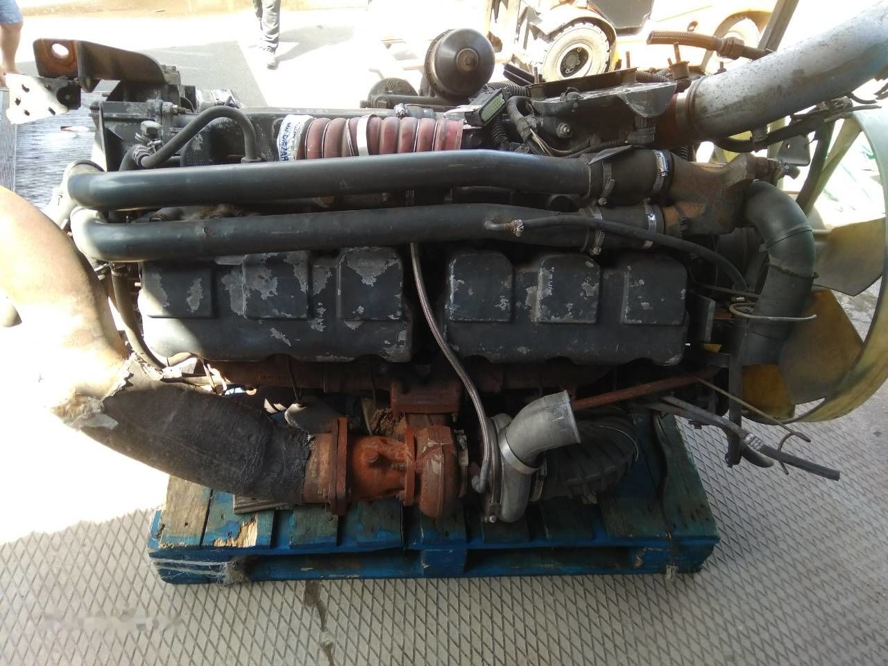 Renault Magnum E-TECH Renault MAGNUM - Motor voor Vrachtwagen: afbeelding 1 Renault Magnum E-TECH Renault MAGNUM - Motor voor Vrachtwagen: afbeelding 1