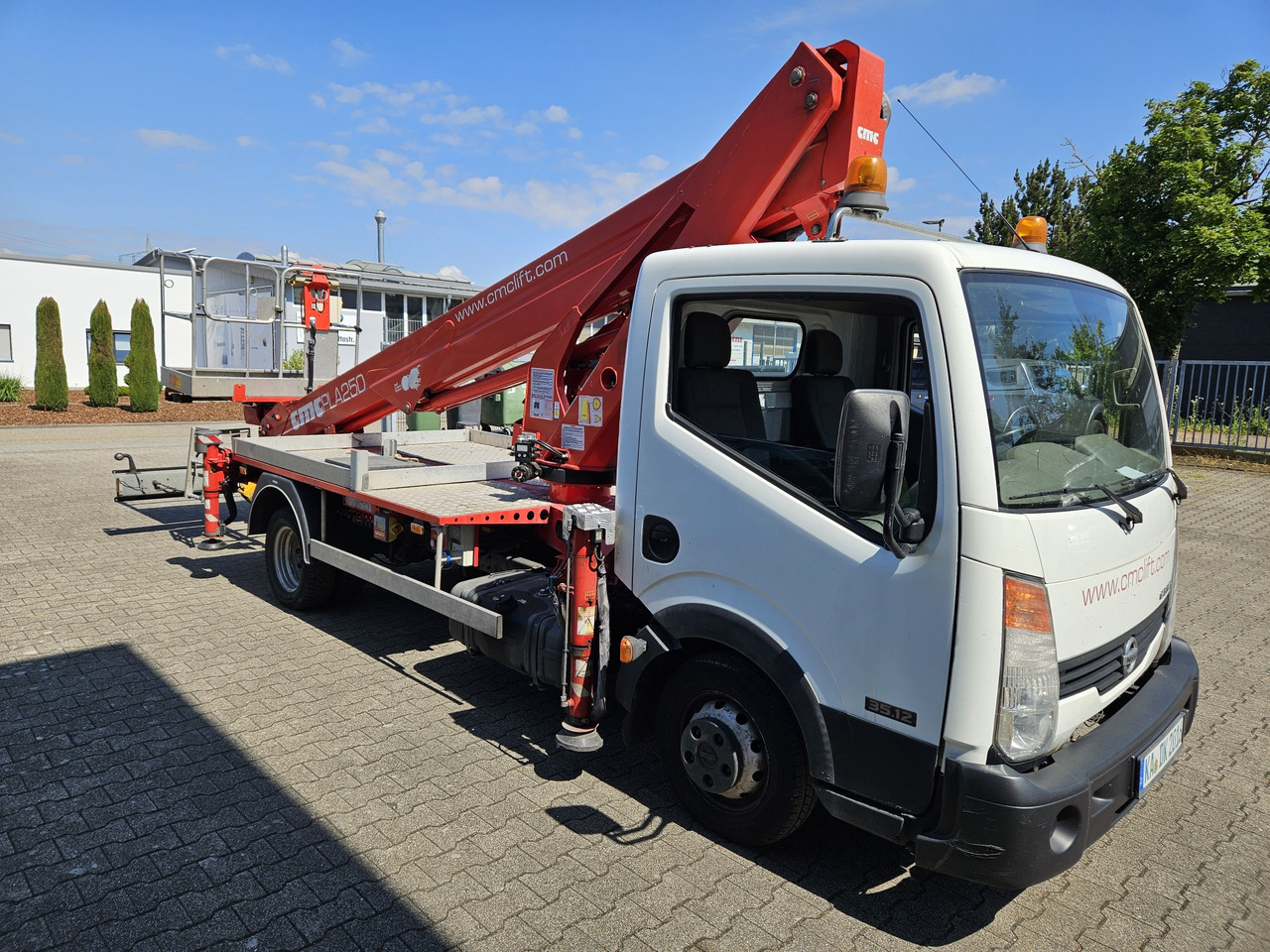 Nissan Cabstar CMC PLA 250 - 25m TOP nur 420 Stunden! - Vrachtwagen hoogwerker: afbeelding 5 Nissan Cabstar CMC PLA 250 - 25m TOP nur 420 Stunden! - Vrachtwagen hoogwerker: afbeelding 5
