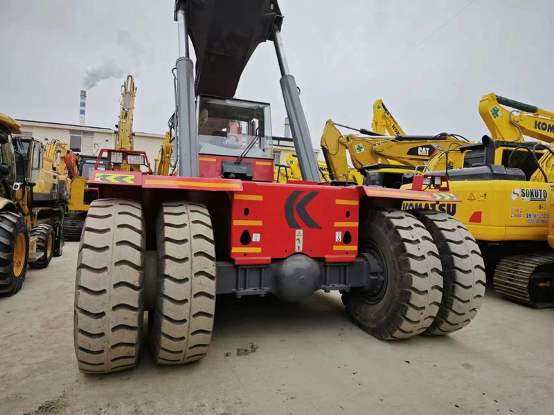 Kalmar DRF450 - Reach stacker: afbeelding 5 Kalmar DRF450 - Reach stacker: afbeelding 5