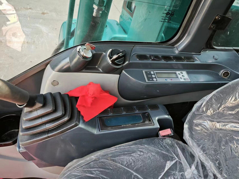 Kobelco SK75 - Minigraafmachine: afbeelding 3 Kobelco SK75 - Minigraafmachine: afbeelding 3